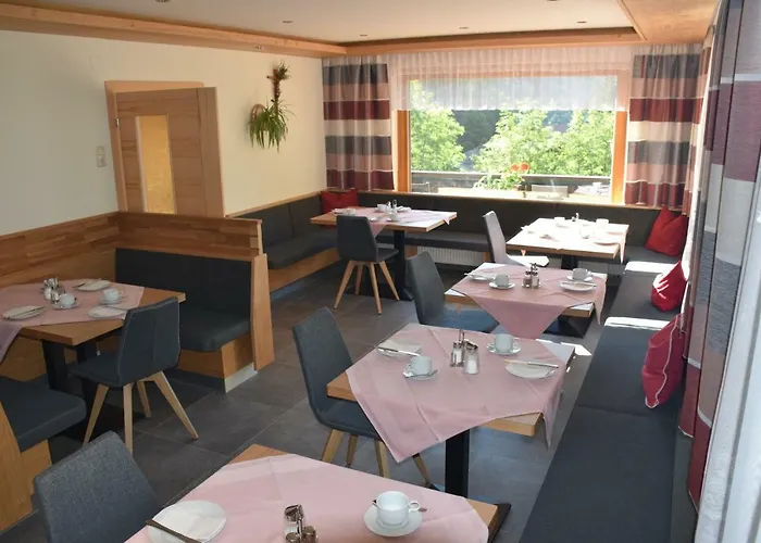 Guest house Ambrosi 3*